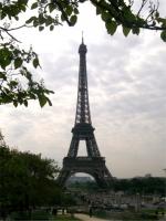 Francja - Wieża Eifle'a - kontrowersyjny symbol Paryża
