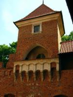 Oporów - zamek rycerski